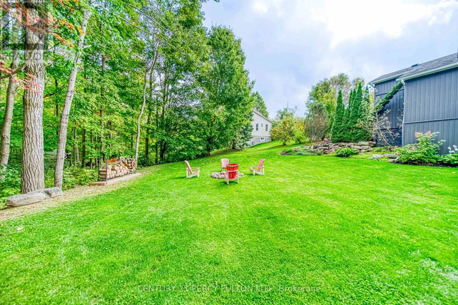 13 HICKORY LANE