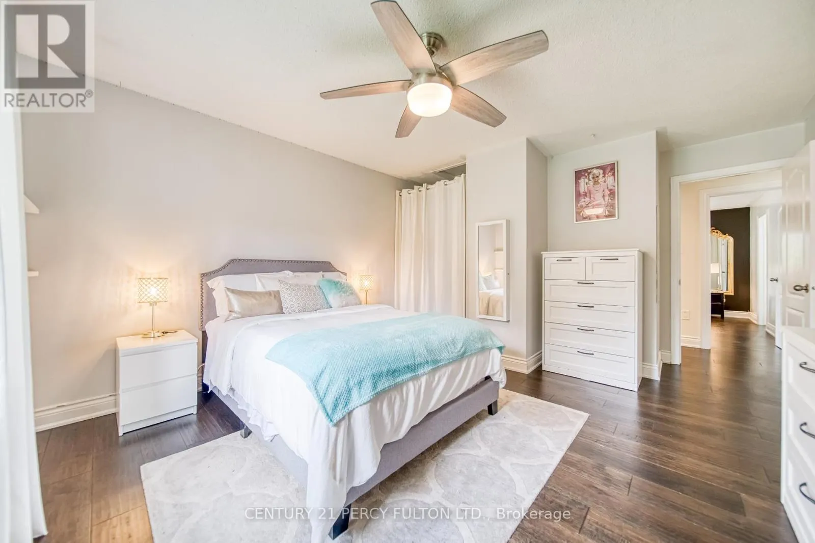 13 HICKORY LANE
