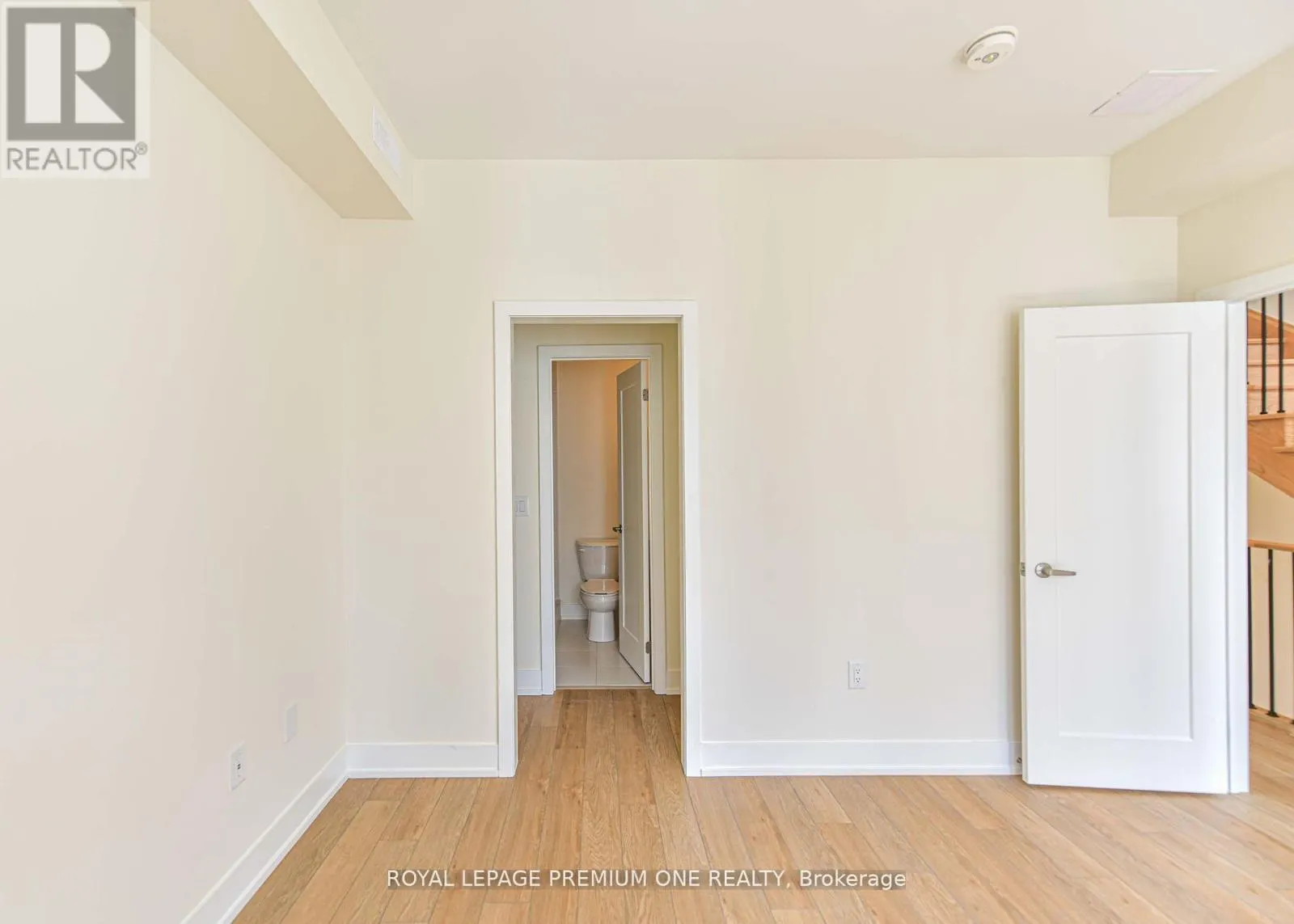 12 MARINER'S PIER WAY