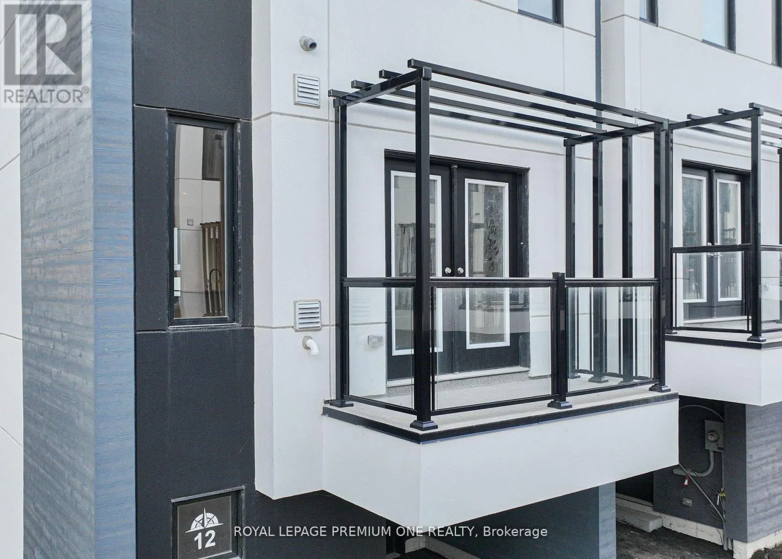 12 MARINER'S PIER WAY