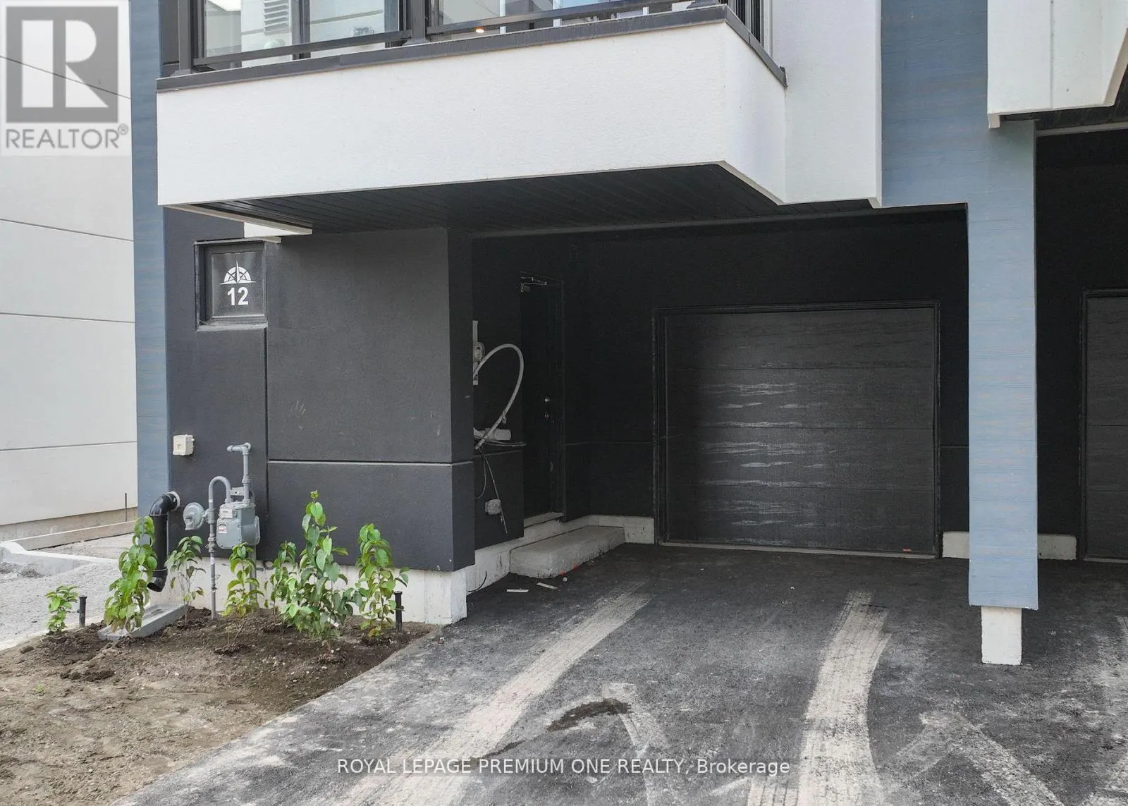 12 MARINER'S PIER WAY