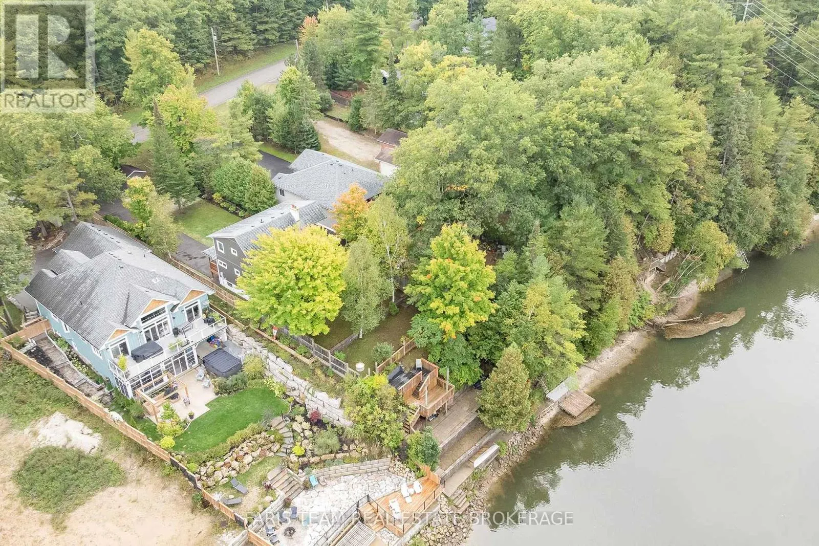 104 KNOX ROAD E