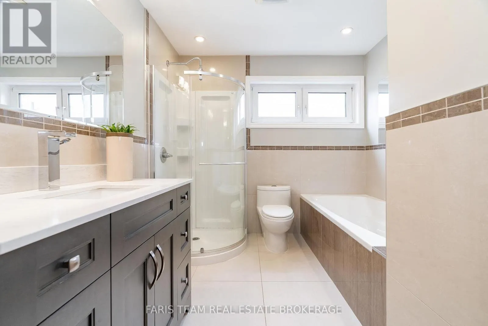 104 KNOX ROAD E