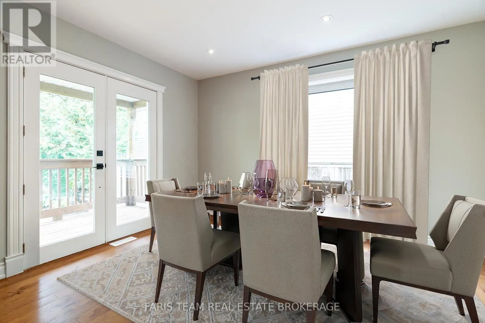 104 KNOX ROAD E