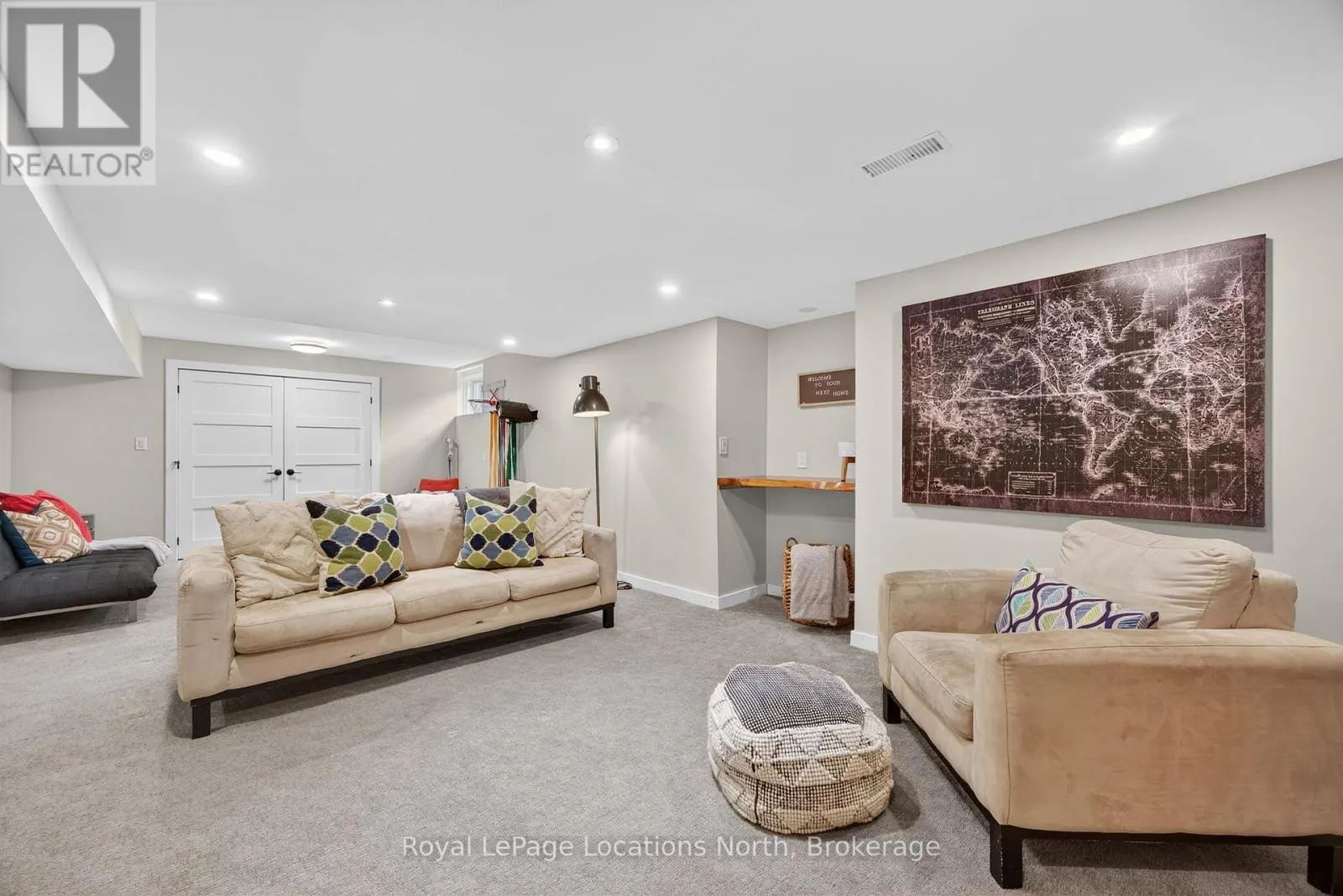 8 BURNSIDE COURT