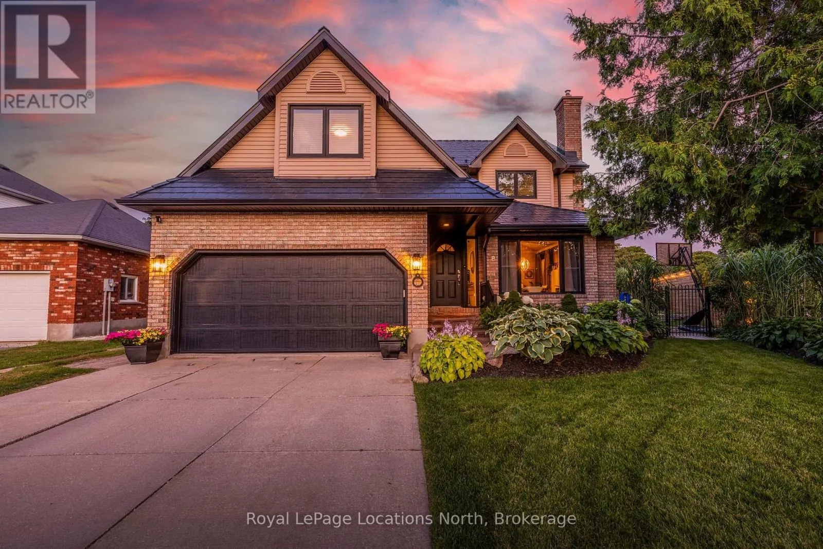 8 BURNSIDE COURT