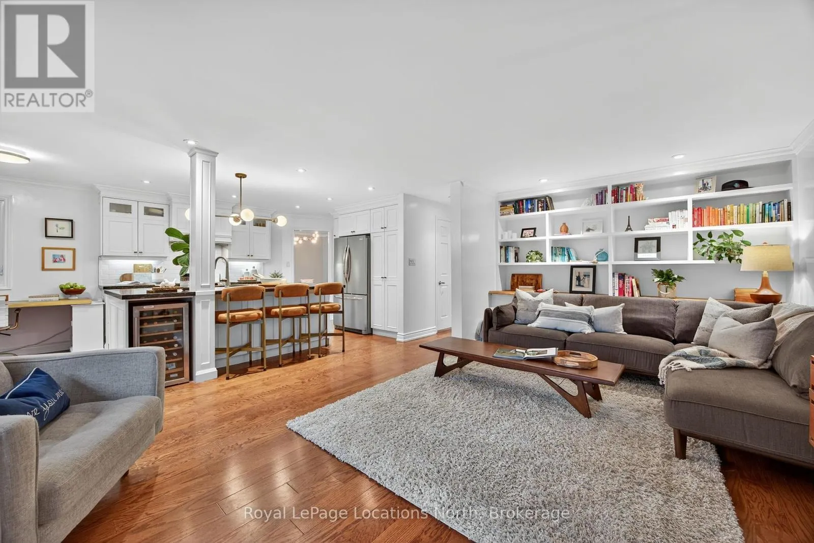 8 BURNSIDE COURT