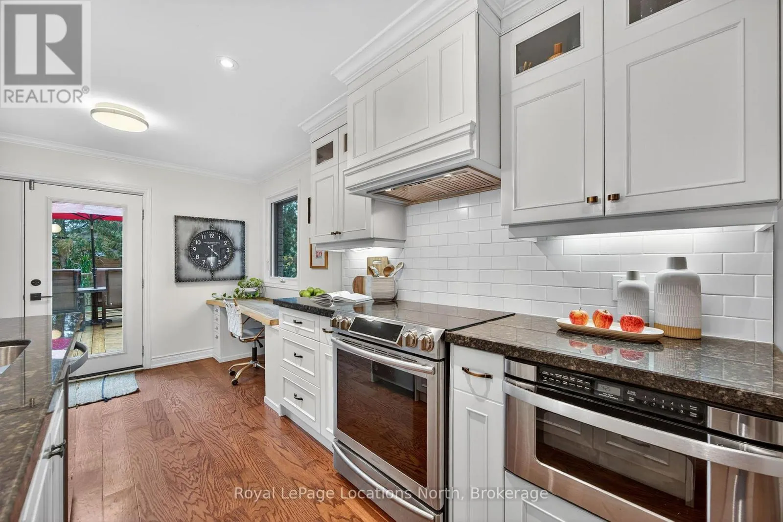8 BURNSIDE COURT