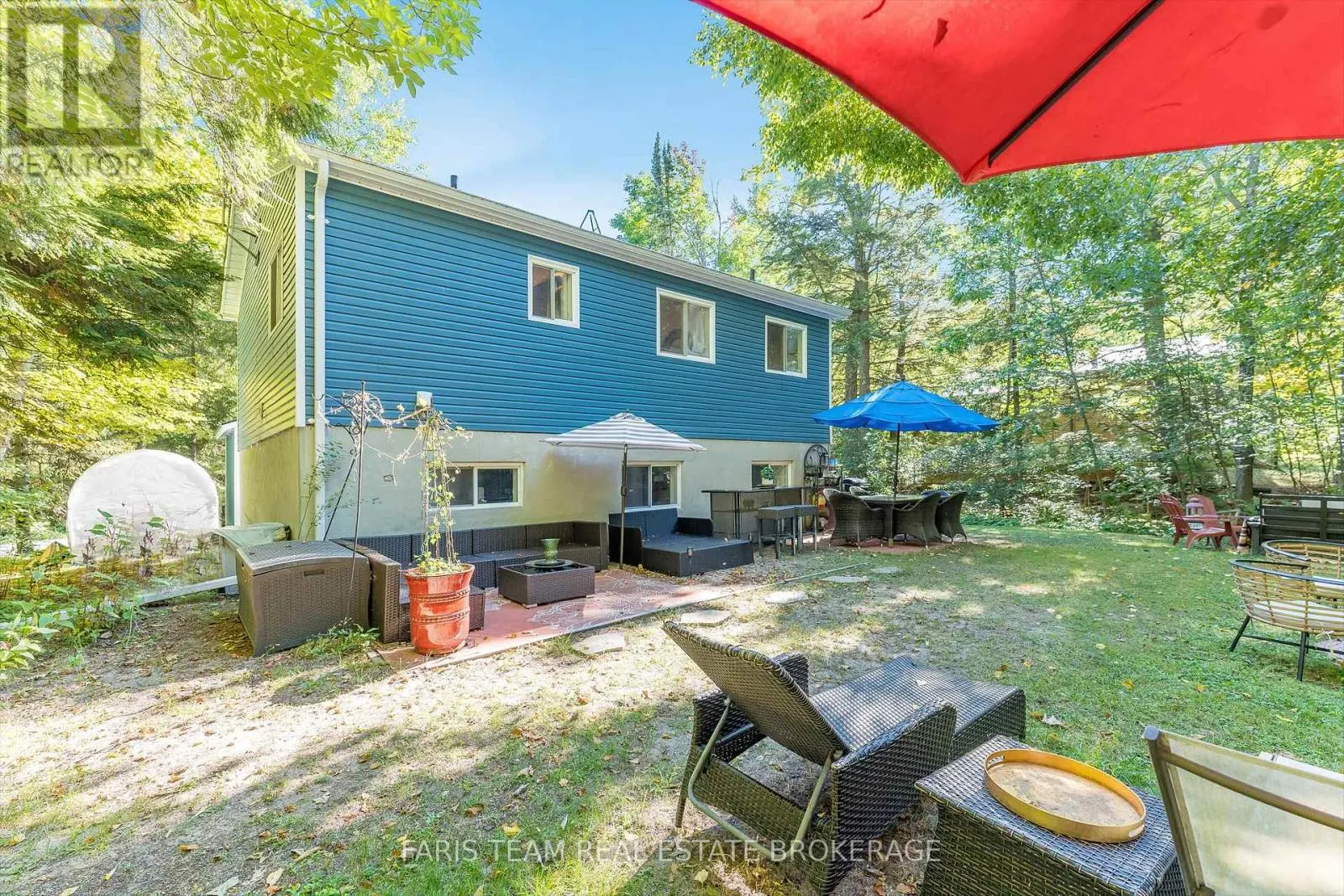 43 MANITOU CRESCENT