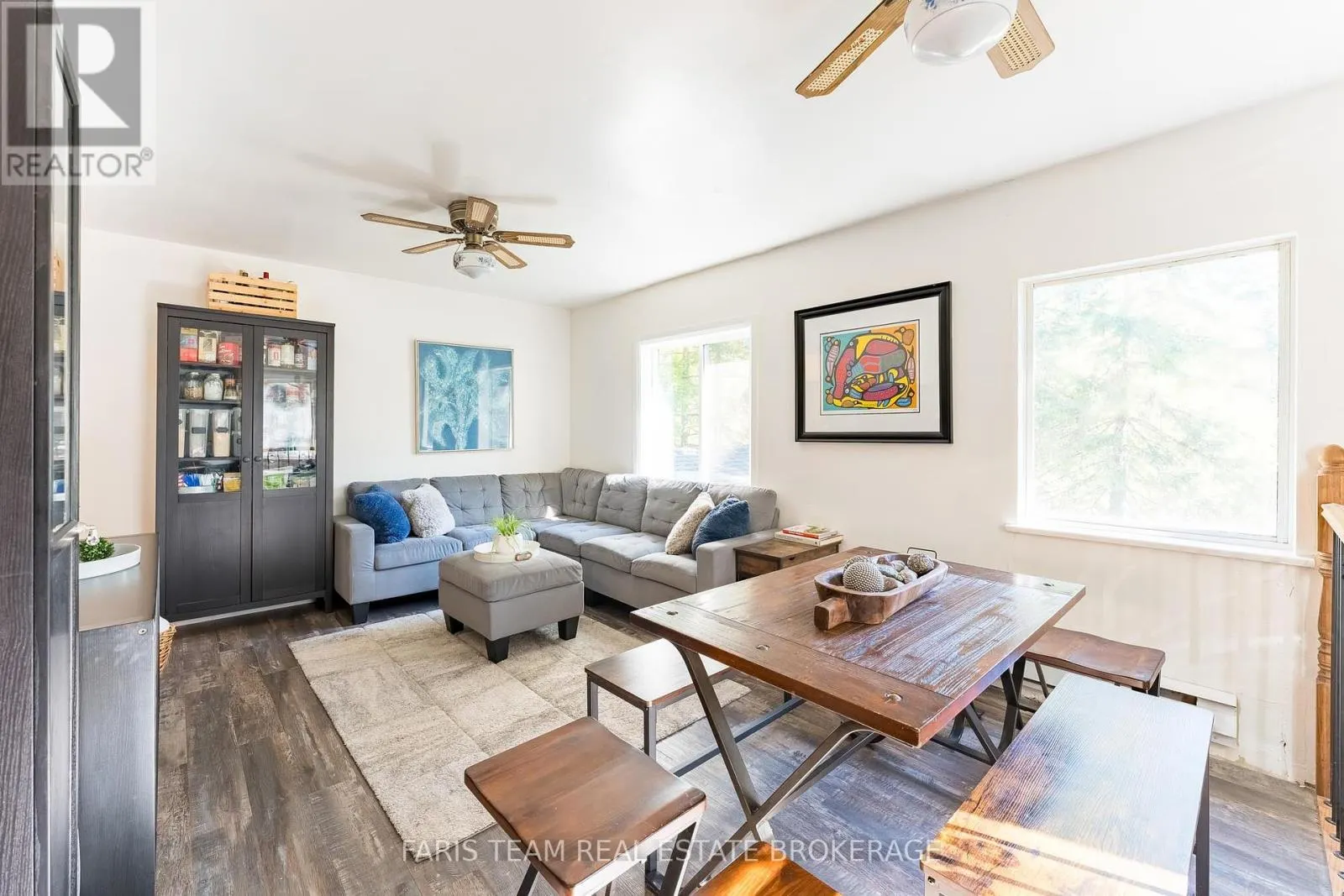 43 MANITOU CRESCENT