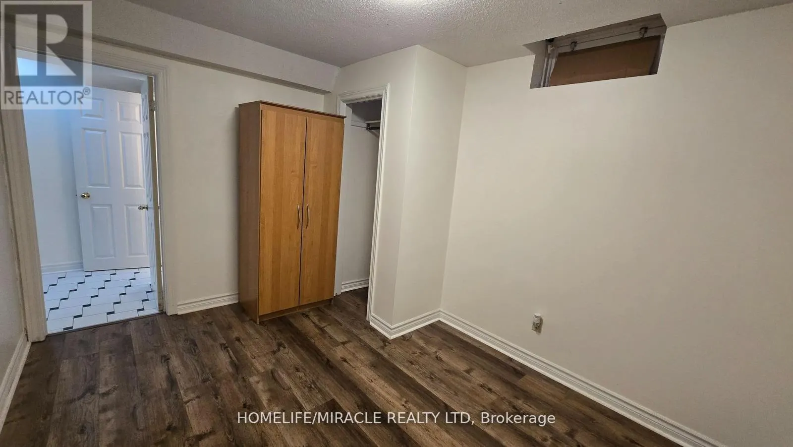 26 BRUSHWOOD CRESCENT