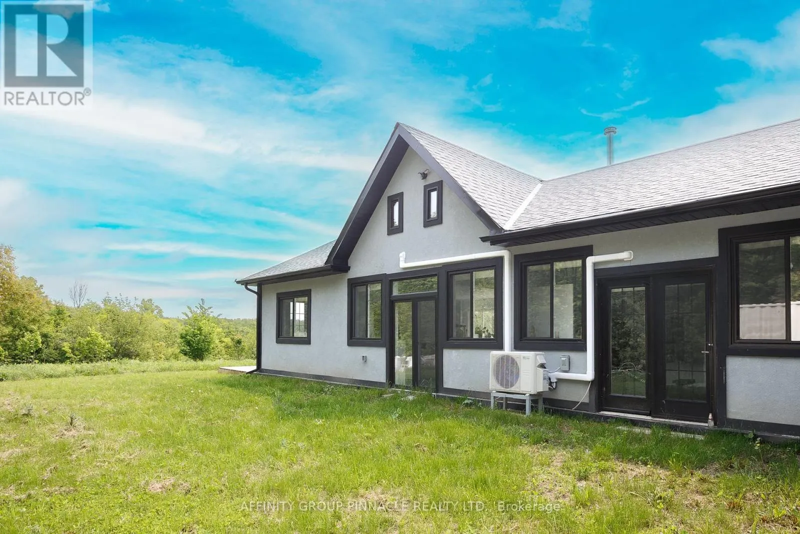 1295 CARLYON LINE
