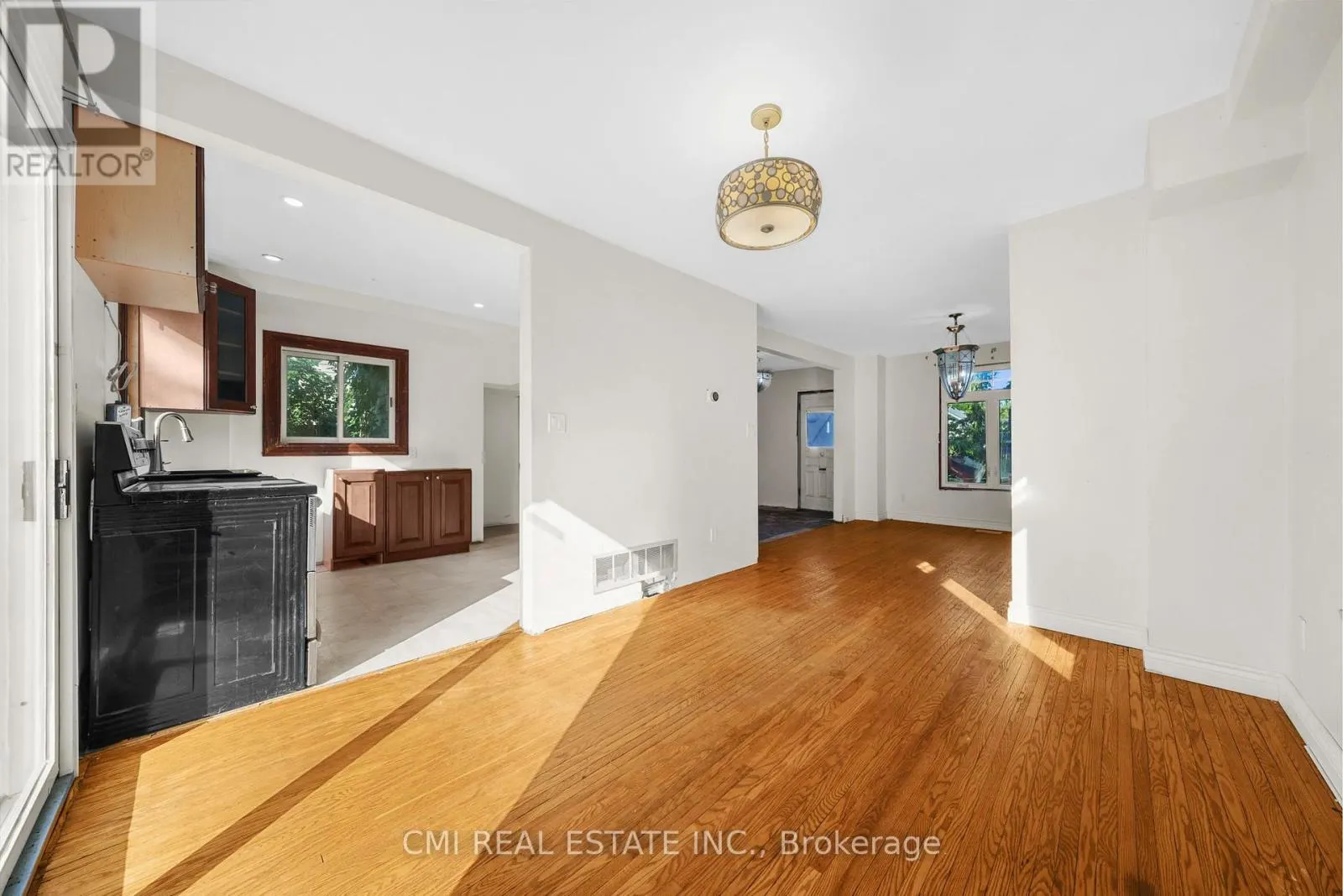 43 PERRY STREET