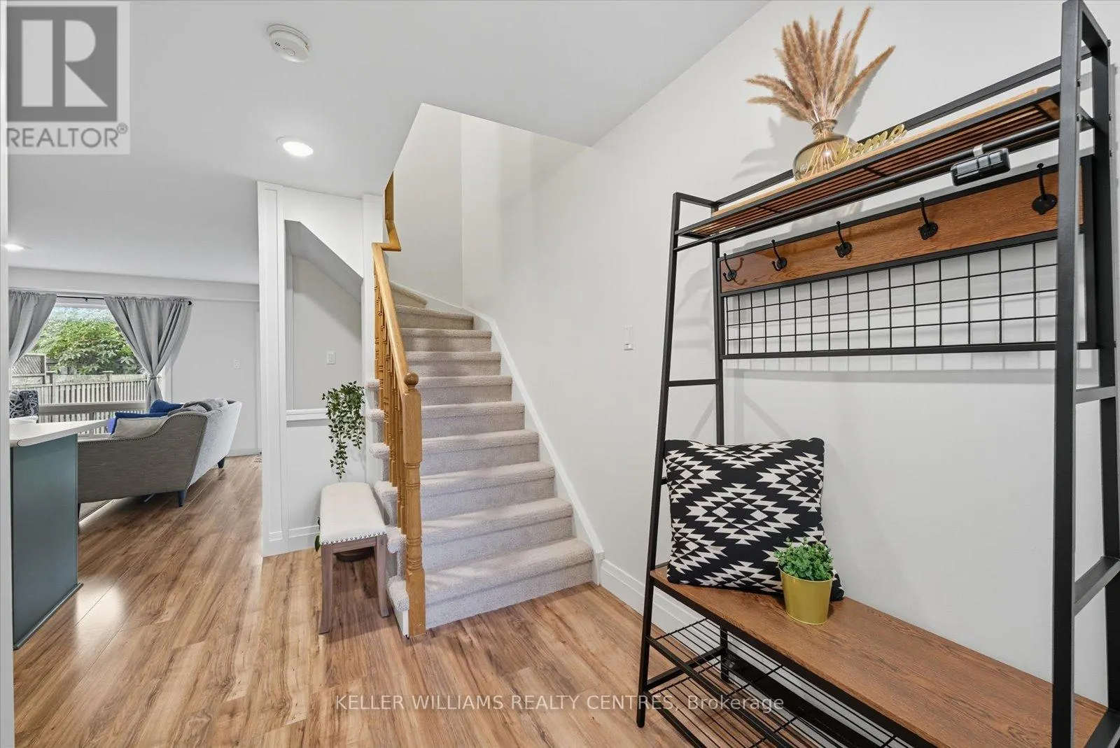 131 LESLIE AVENUE