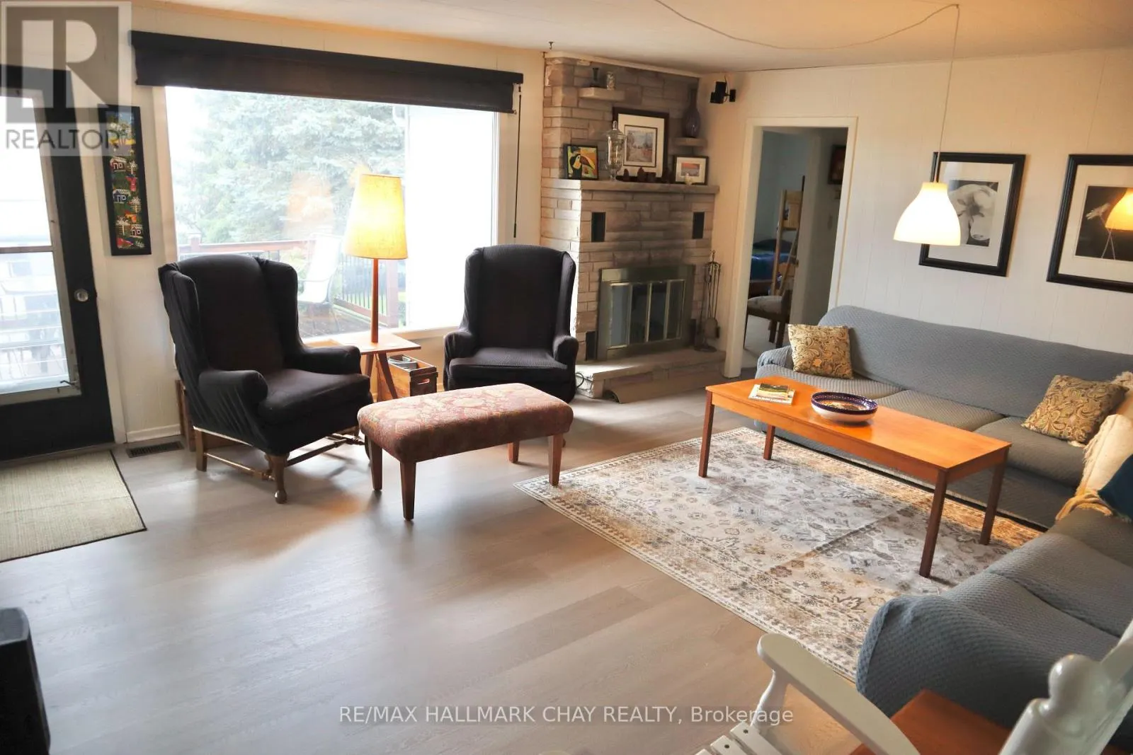 1125 WOODLAND DRIVE