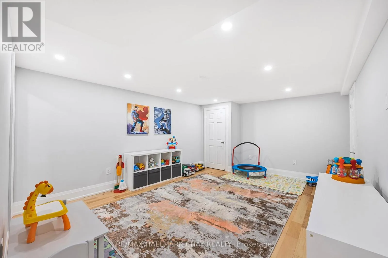 51 SPRINGHOME ROAD