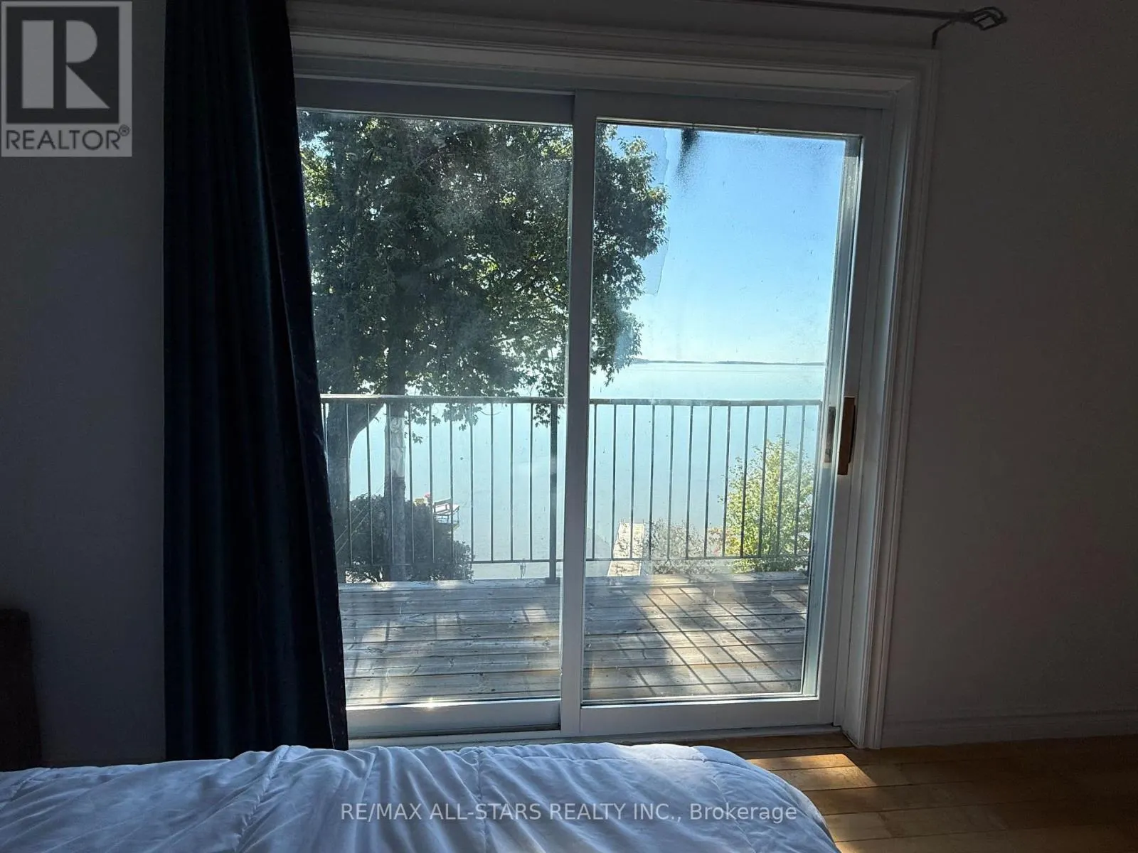 2999 LAKESIDE DRIVE