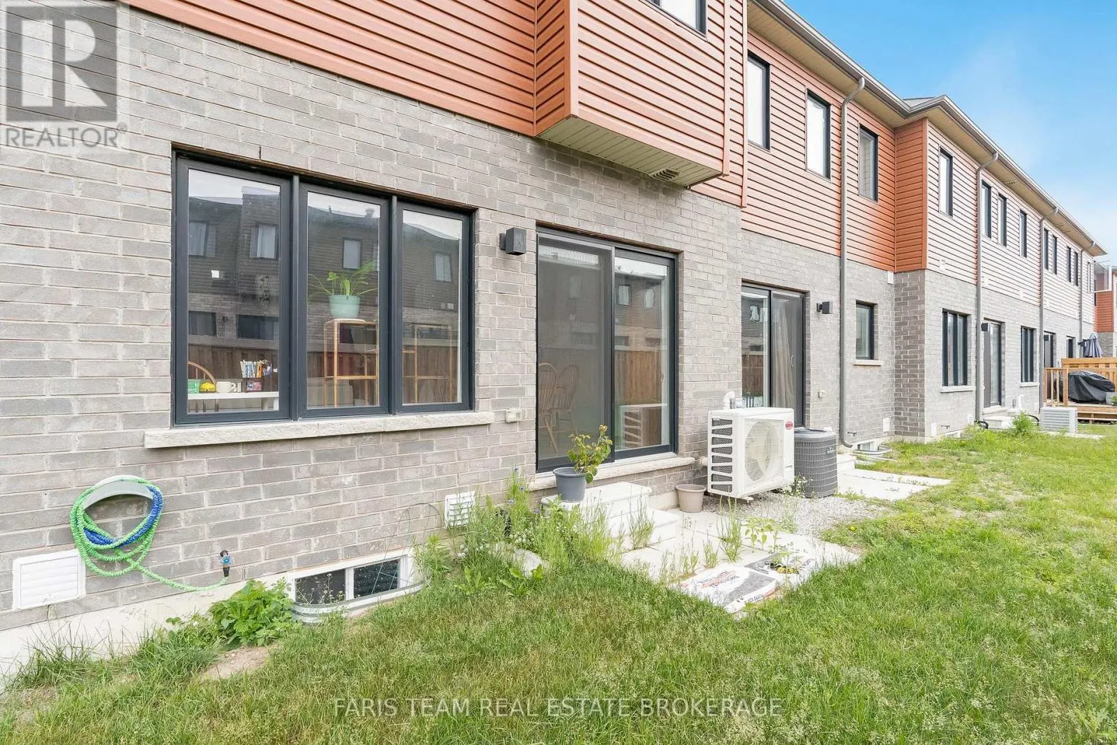 97 GATELAND DRIVE
