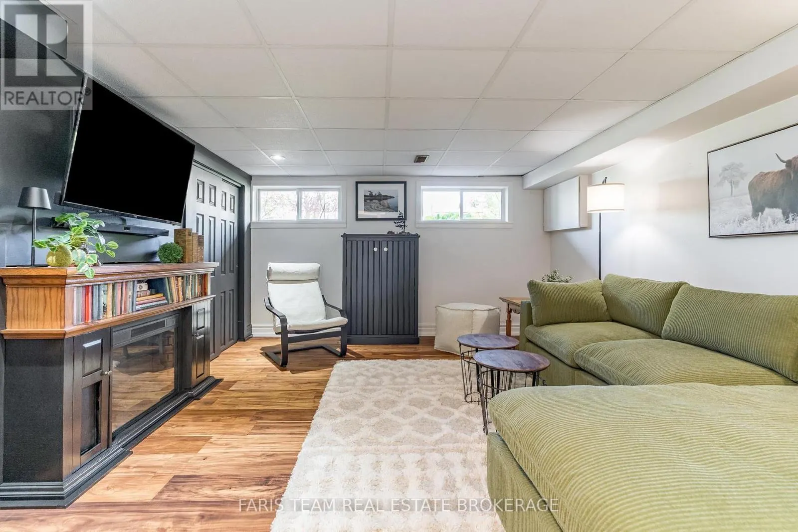 550 MANLY STREET