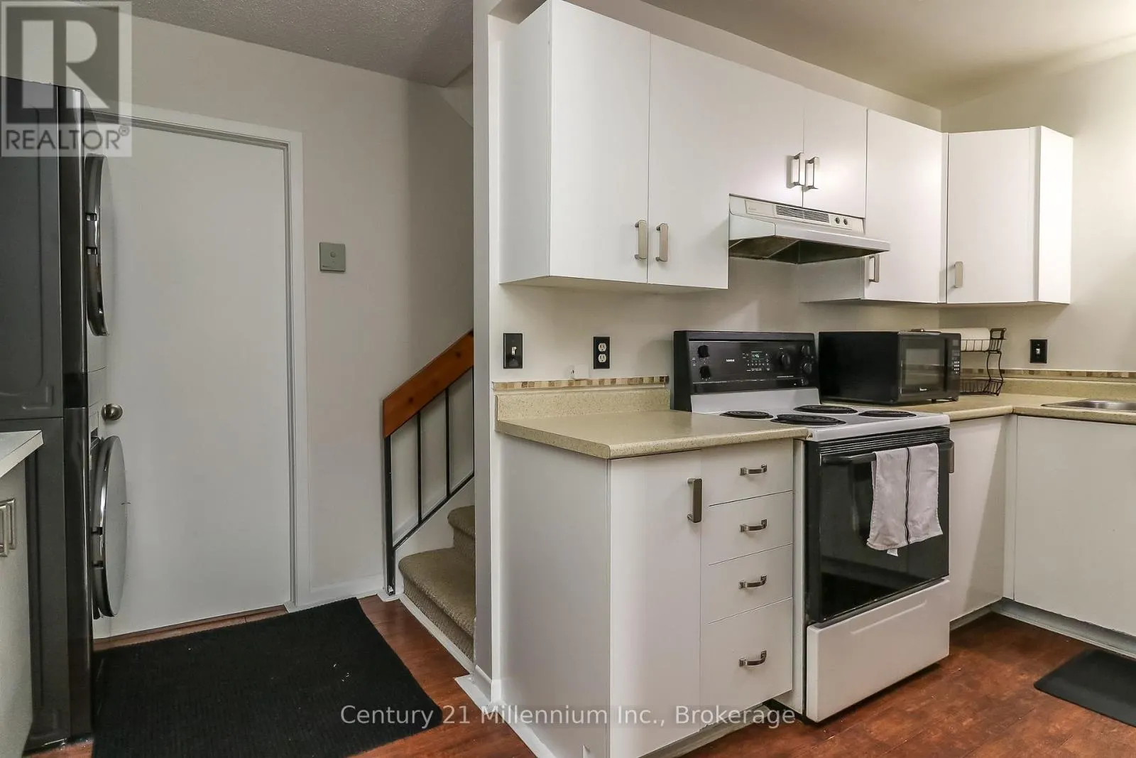 4 - 4 TRAFALGAR ROAD, #4
