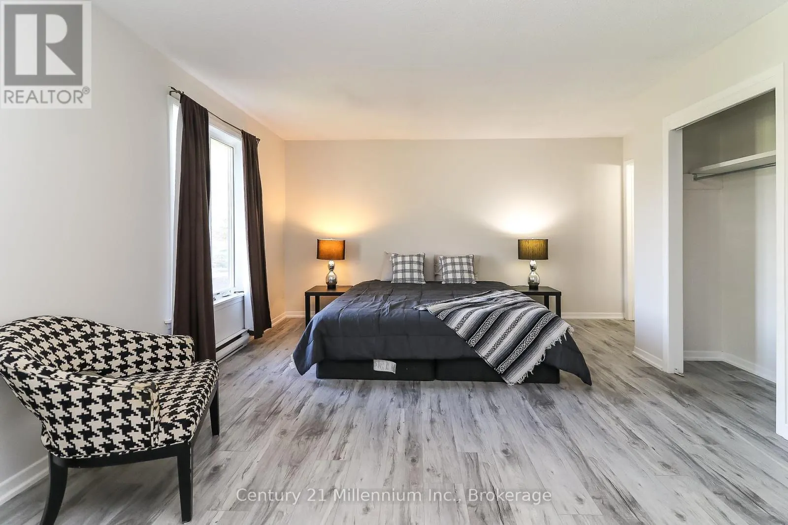 4 - 4 TRAFALGAR ROAD, #4