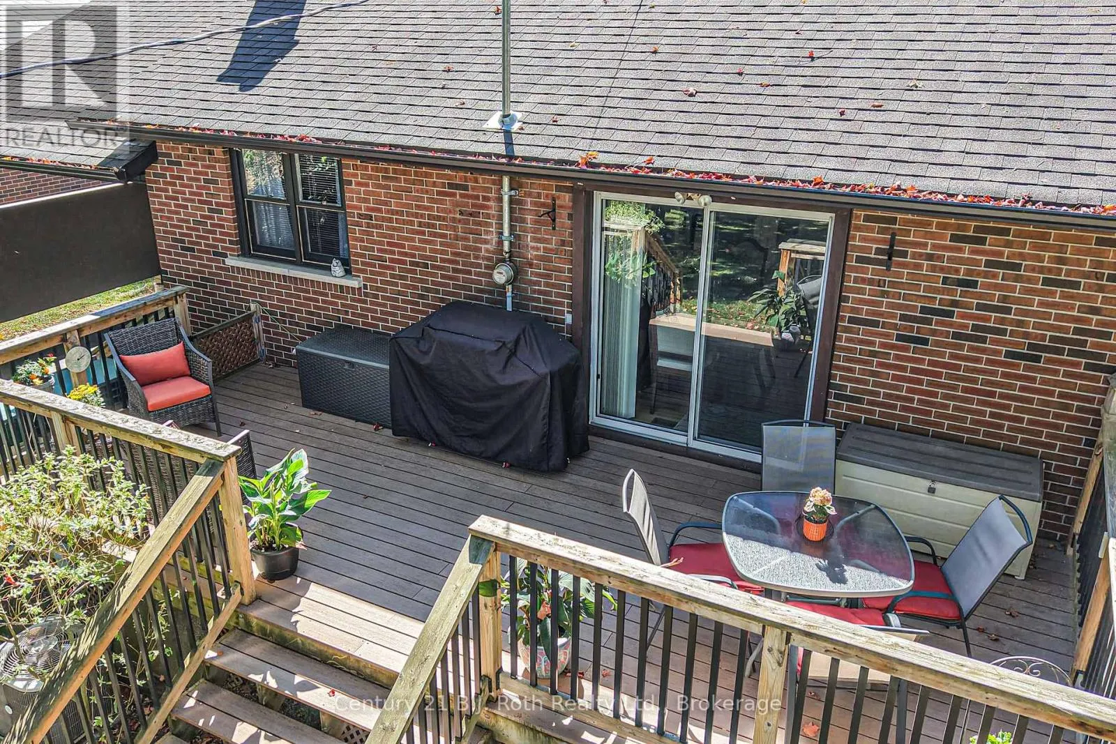 262 LAWRENCE AVENUE