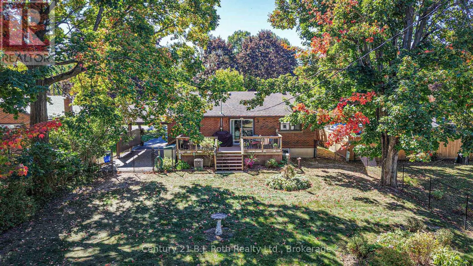262 LAWRENCE AVENUE