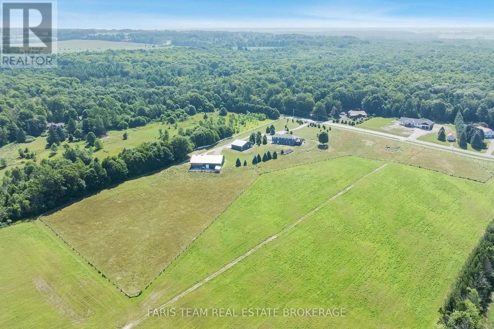130 CONCESSION 15 W
