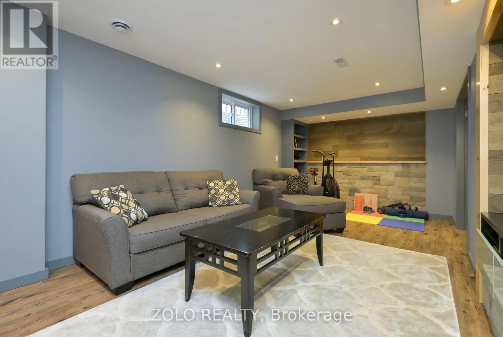 51 CATHERINE DRIVE