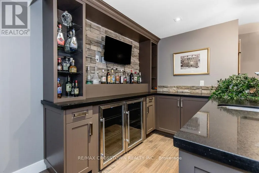 25 MENNILL DRIVE