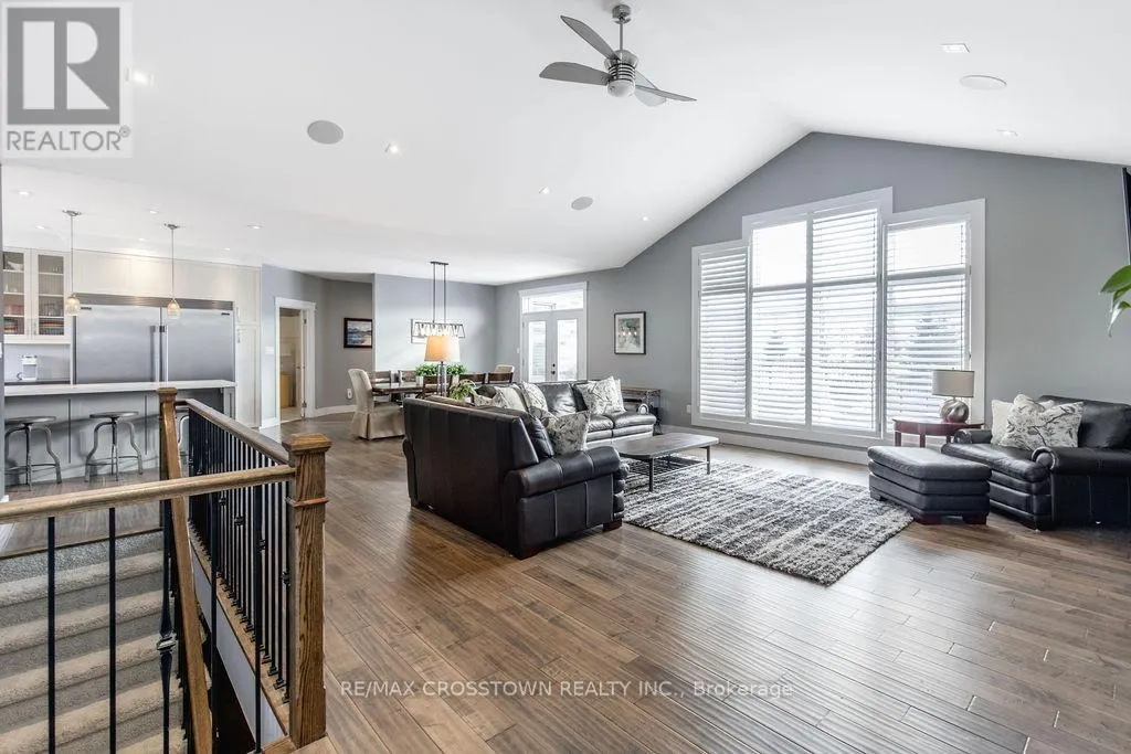 25 MENNILL DRIVE