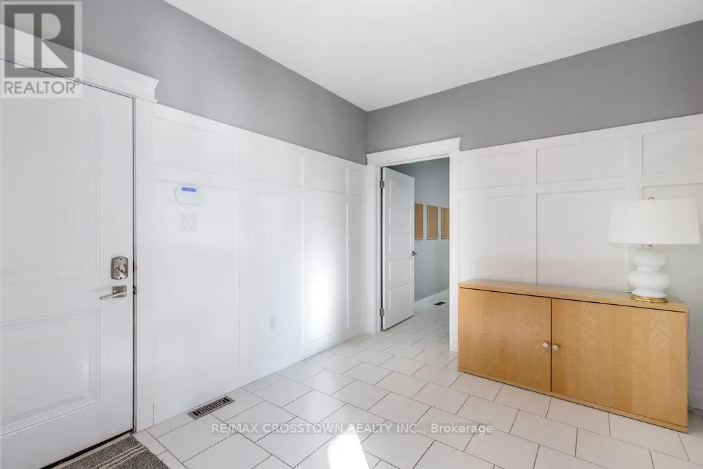 25 MENNILL DRIVE