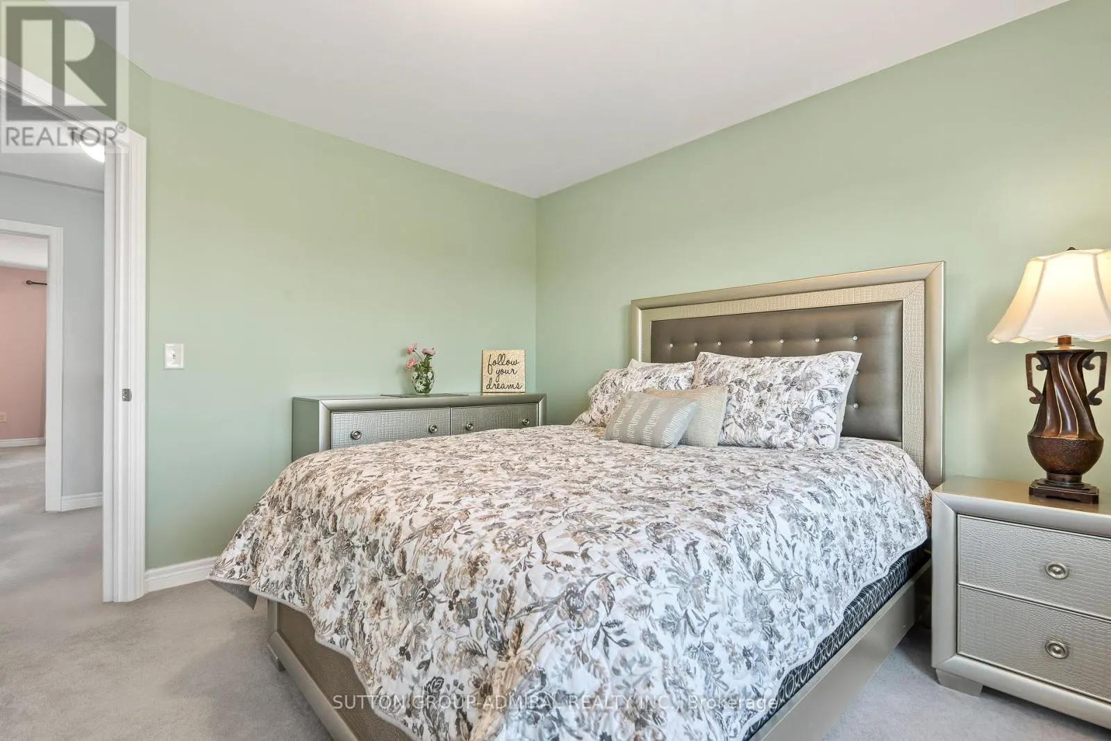 54 PEARL DRIVE