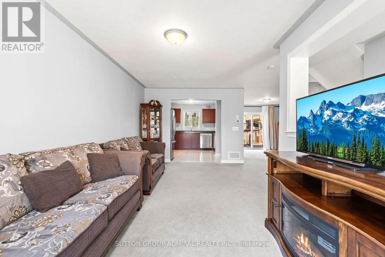 54 PEARL DRIVE