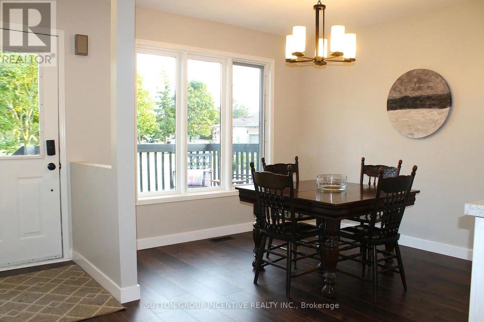 30 ASSINIBOINE DRIVE