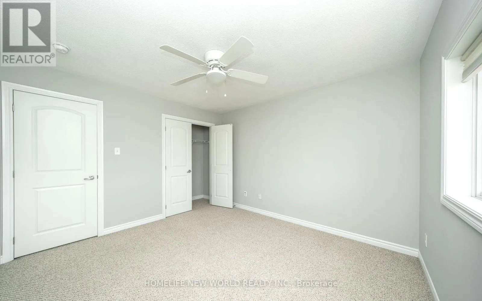 81 WHITE CRESCENT