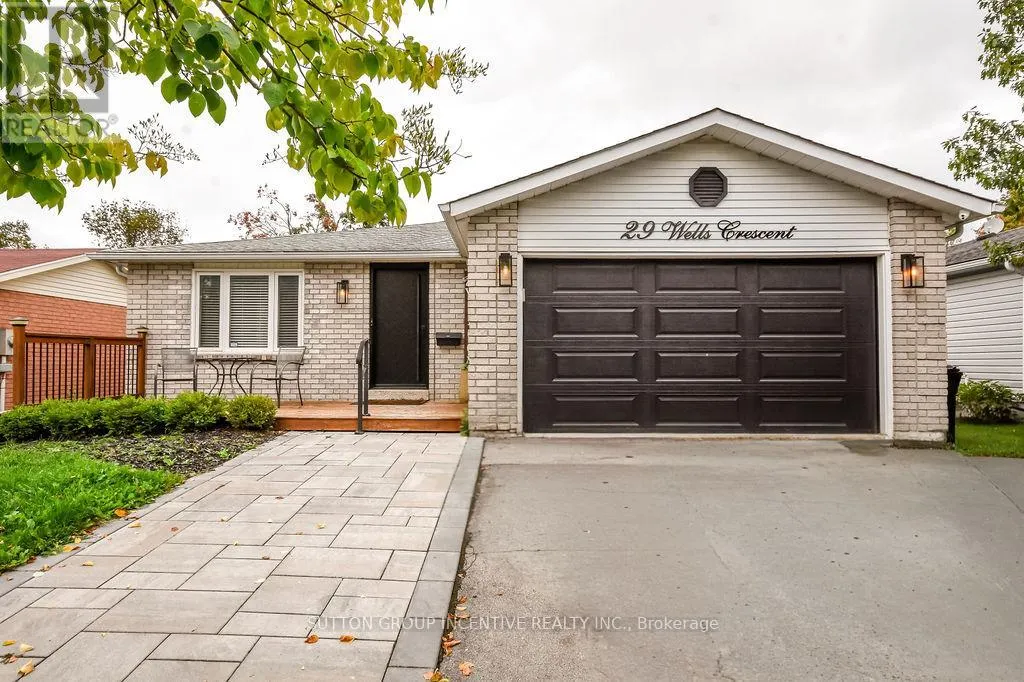 29 WELLS CRESCENT