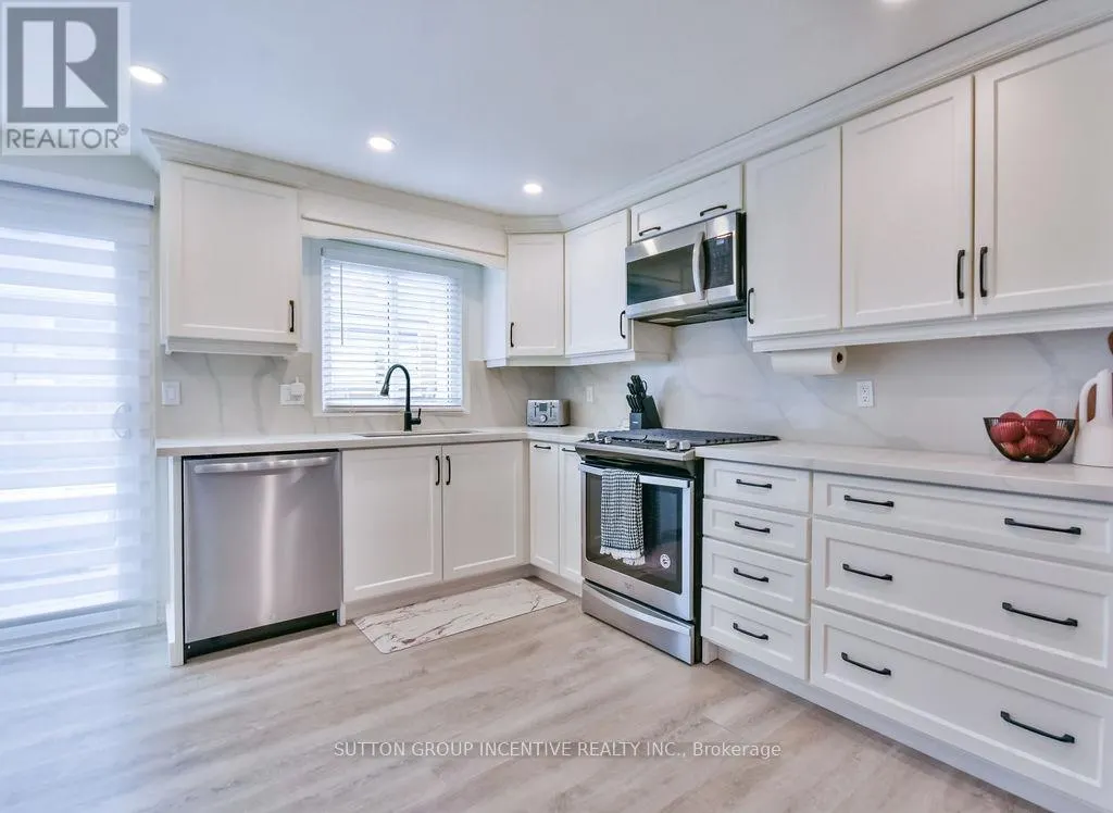 29 WELLS CRESCENT