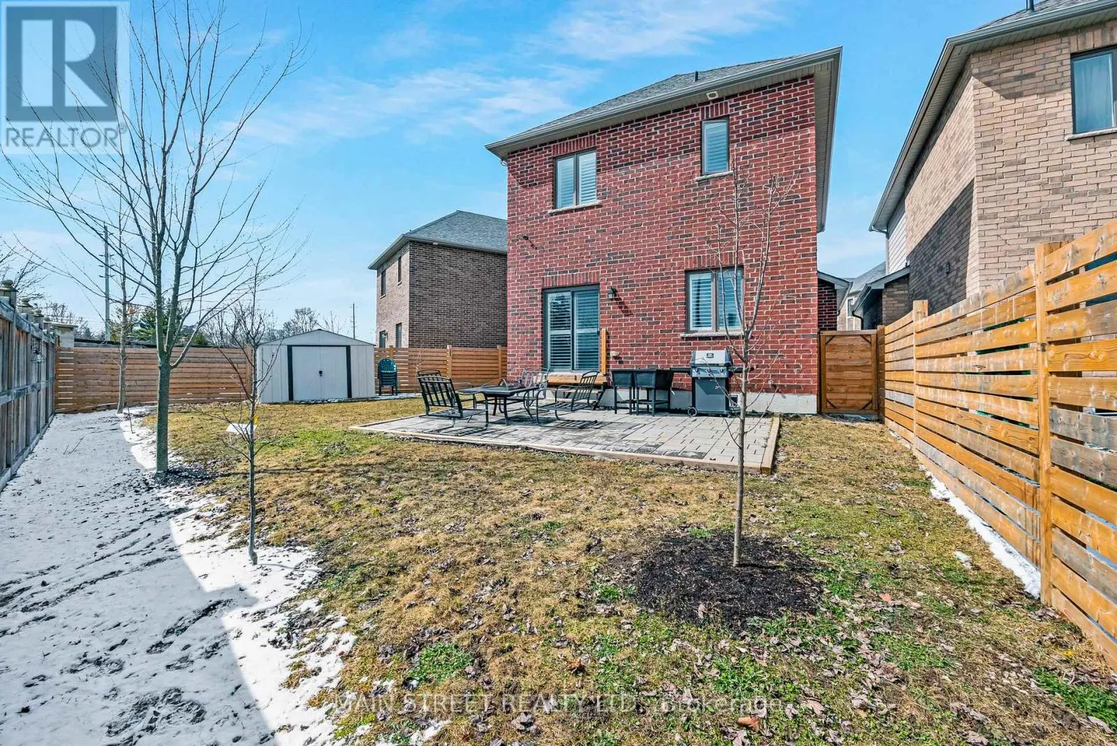 7 BEDFORD ESTATES CRESCENT