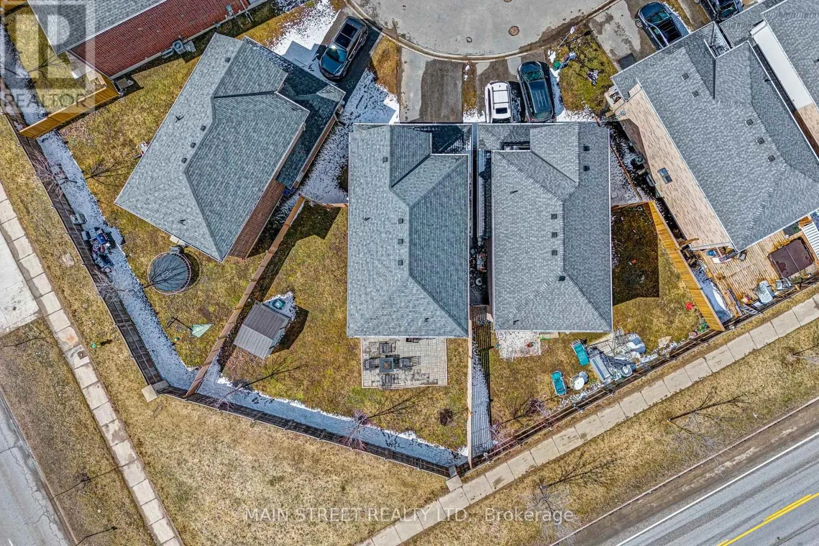 7 BEDFORD ESTATES CRESCENT