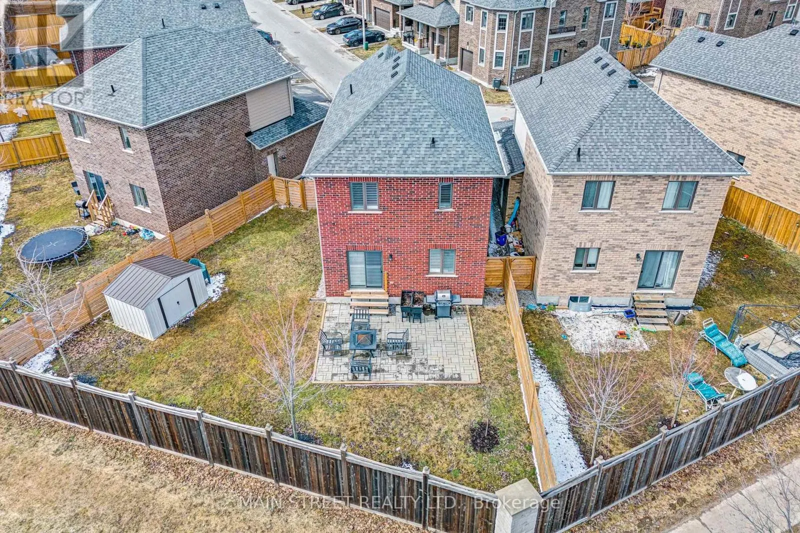 7 BEDFORD ESTATES CRESCENT
