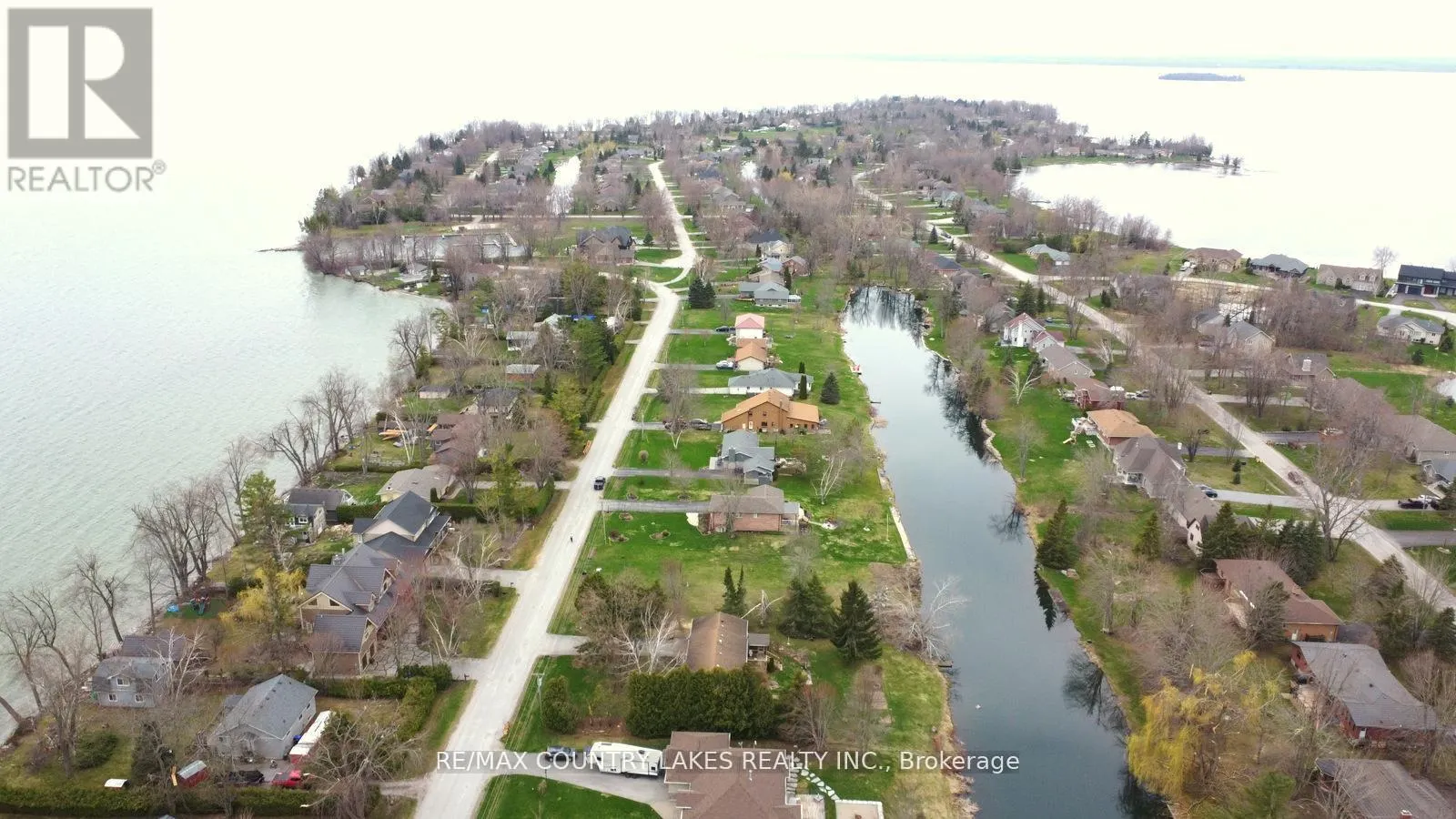 36 SOUTHVIEW DR R.R.#3, BRECHIN DRIVE S