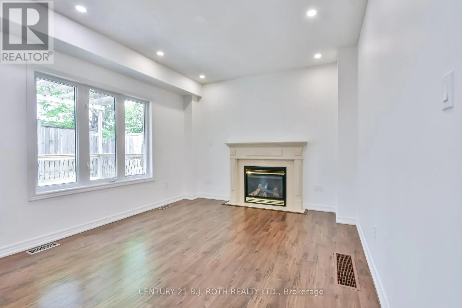 113 LIVIA HERMAN WAY