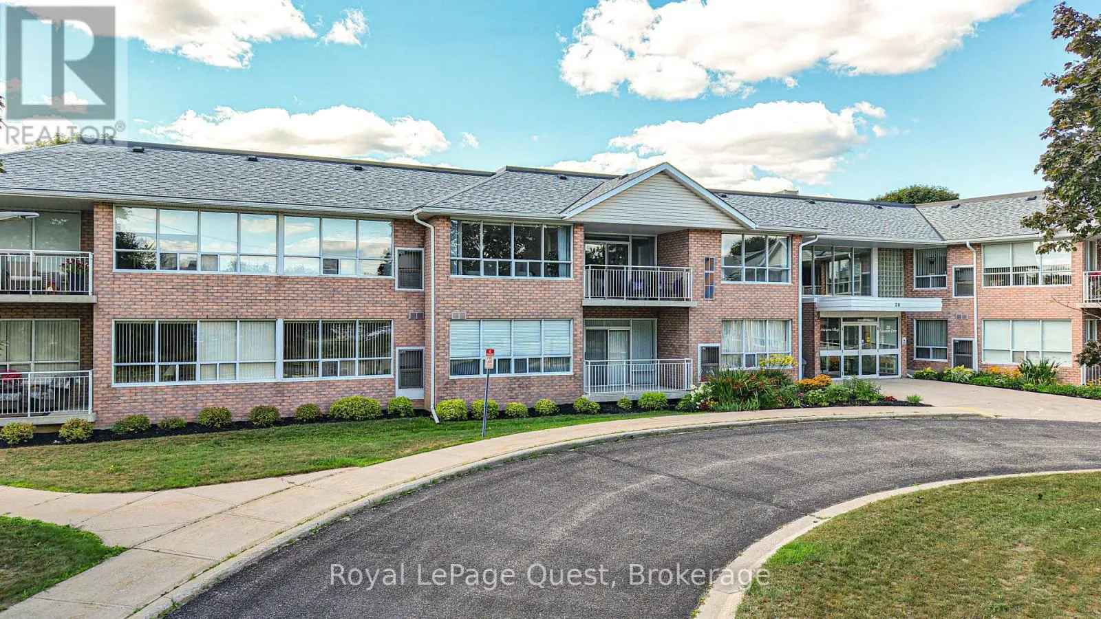 208 - 20 MUSEUM DRIVE, #208
