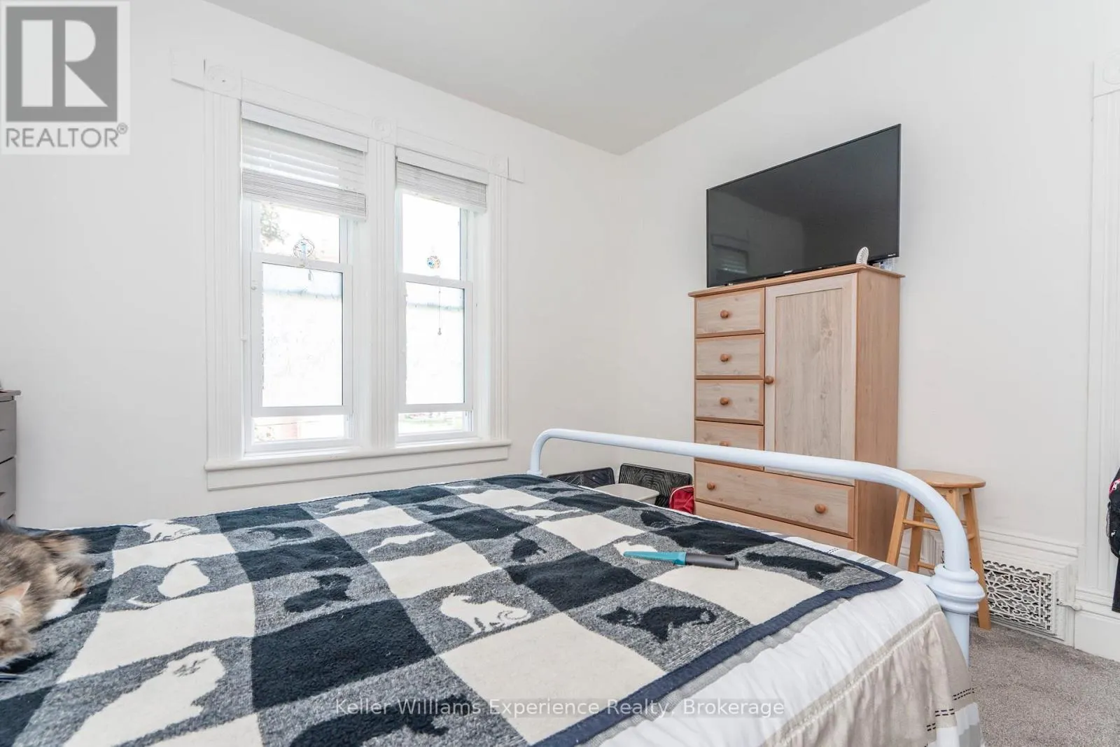 20 YONGE STREET S