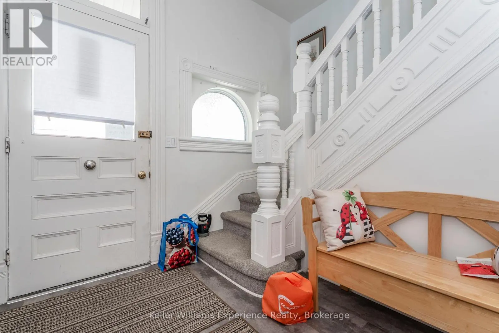 20 YONGE STREET S