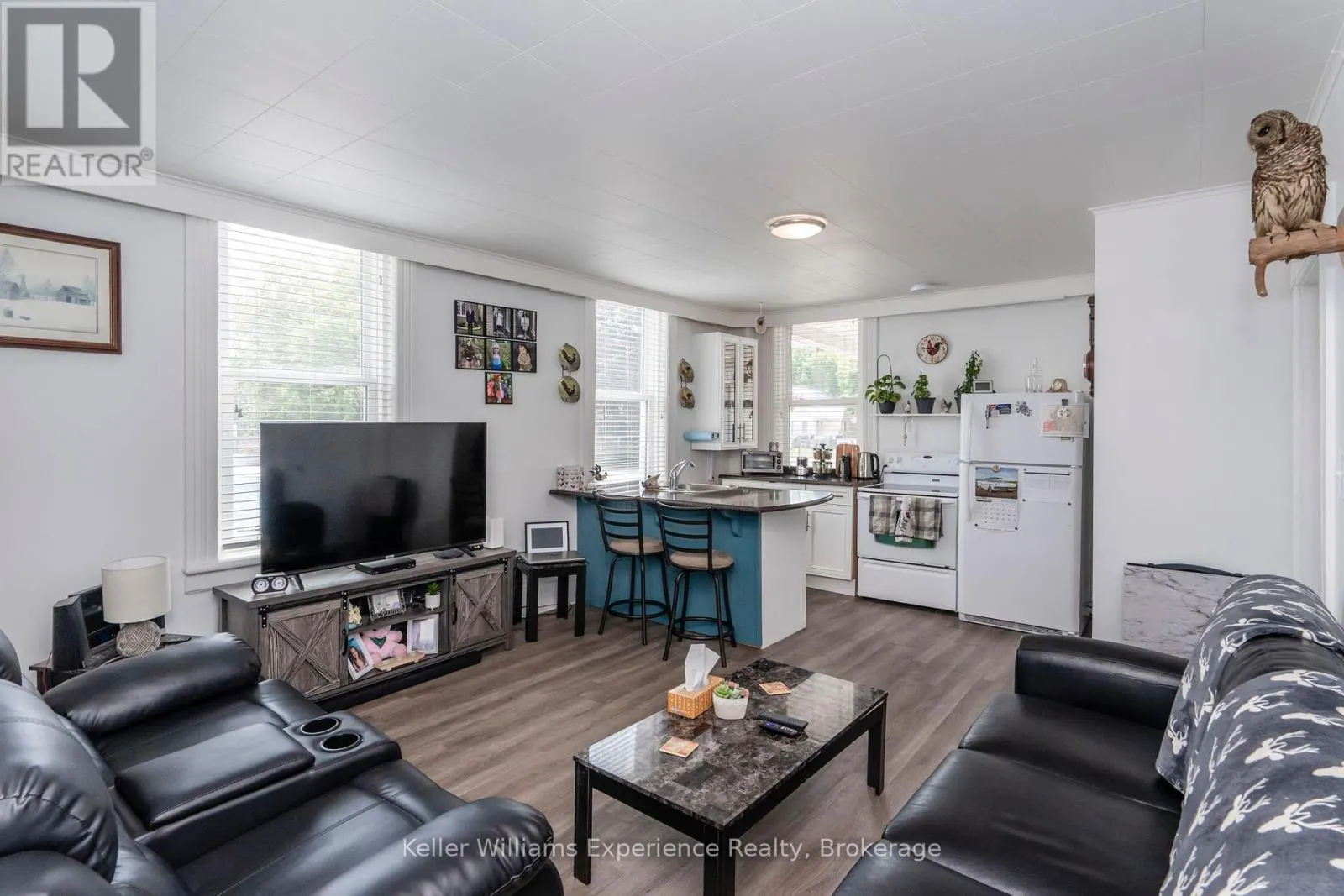 20 YONGE STREET S