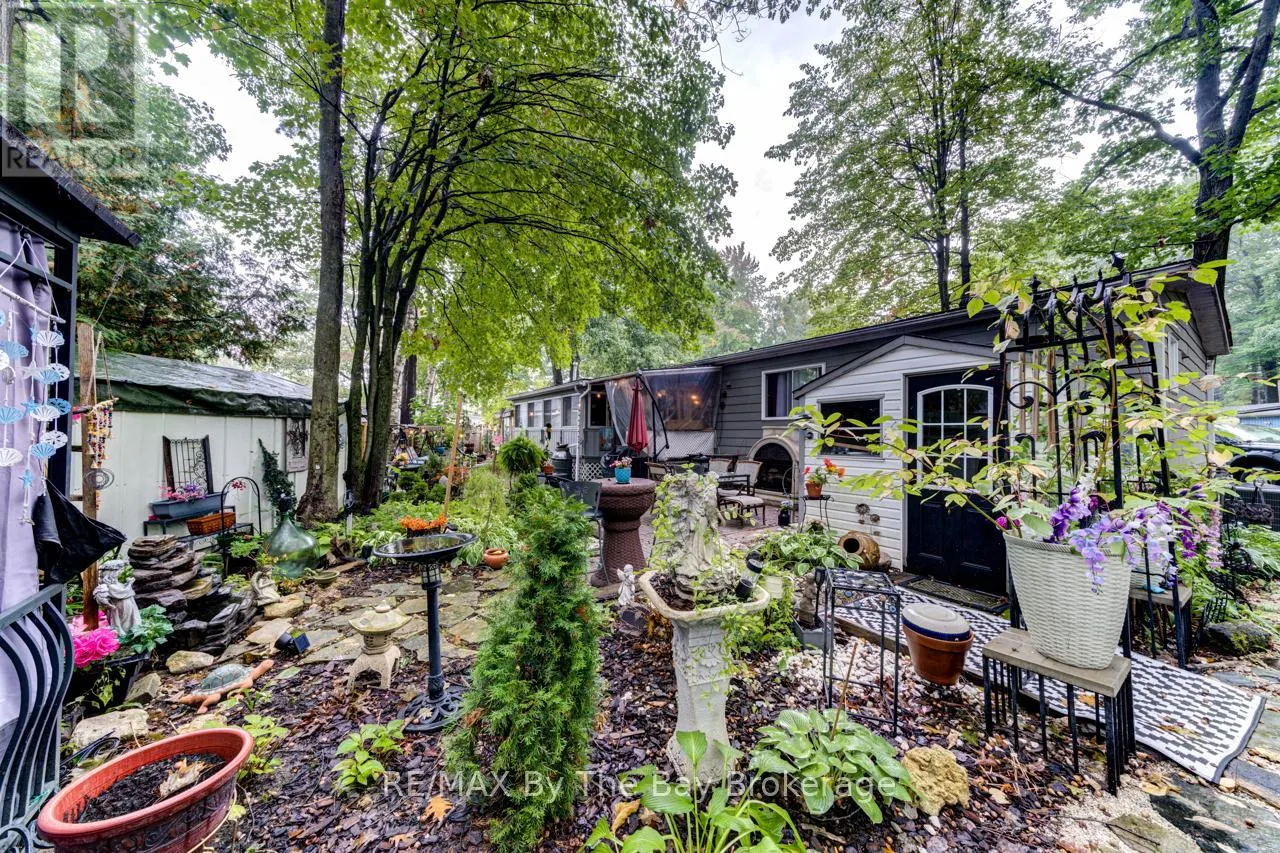 9 ALLEN DRIVE N