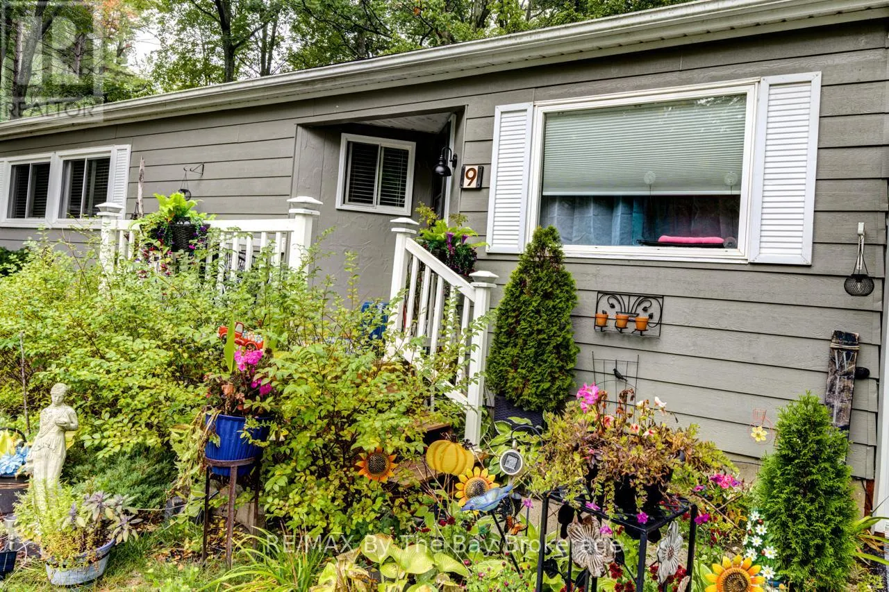 9 ALLEN DRIVE N
