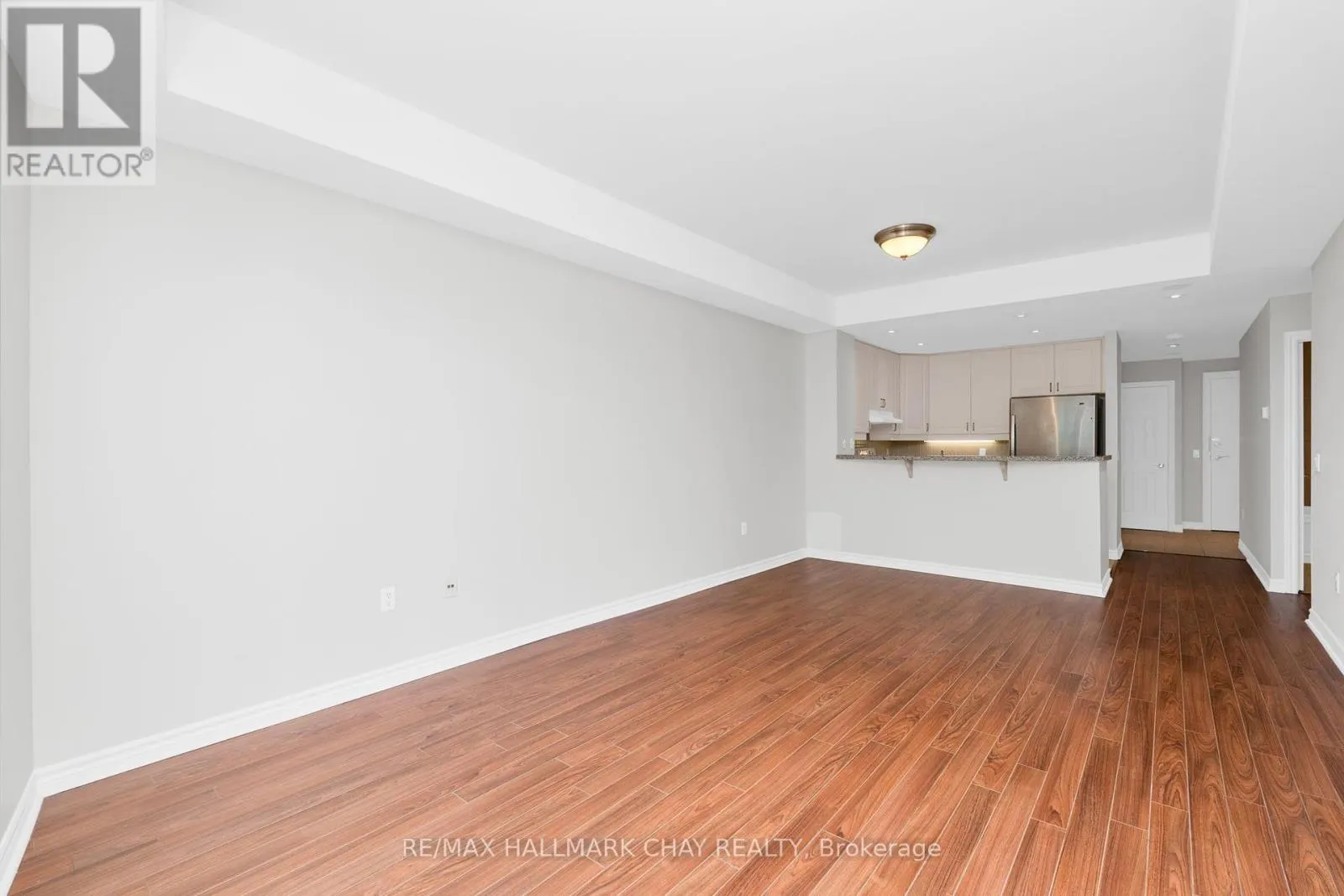 305 - 6 TORONTO STREET